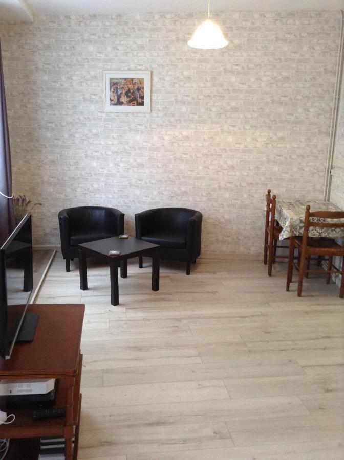 French Holiday Accommodation Bort les Orgues Bagian luar foto